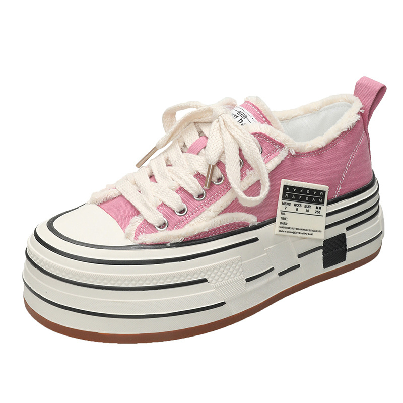 Moteriški pluošto kedai su stora padu, raišteliai, žemas viršus, pavasaris 2025, kasdienio stiliaus