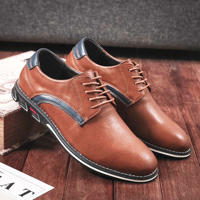 Férfi mokaszinok — lélegző PU felsőrész, PU talpbetét, gumírozott talp, slip-on, alacsony sarka