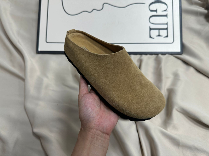 Baotou ādas slip-on kurpes, EVA zole, vienkāršs aizvērums ar vienu klikšķi, iekšējais Cortex, plakana zole