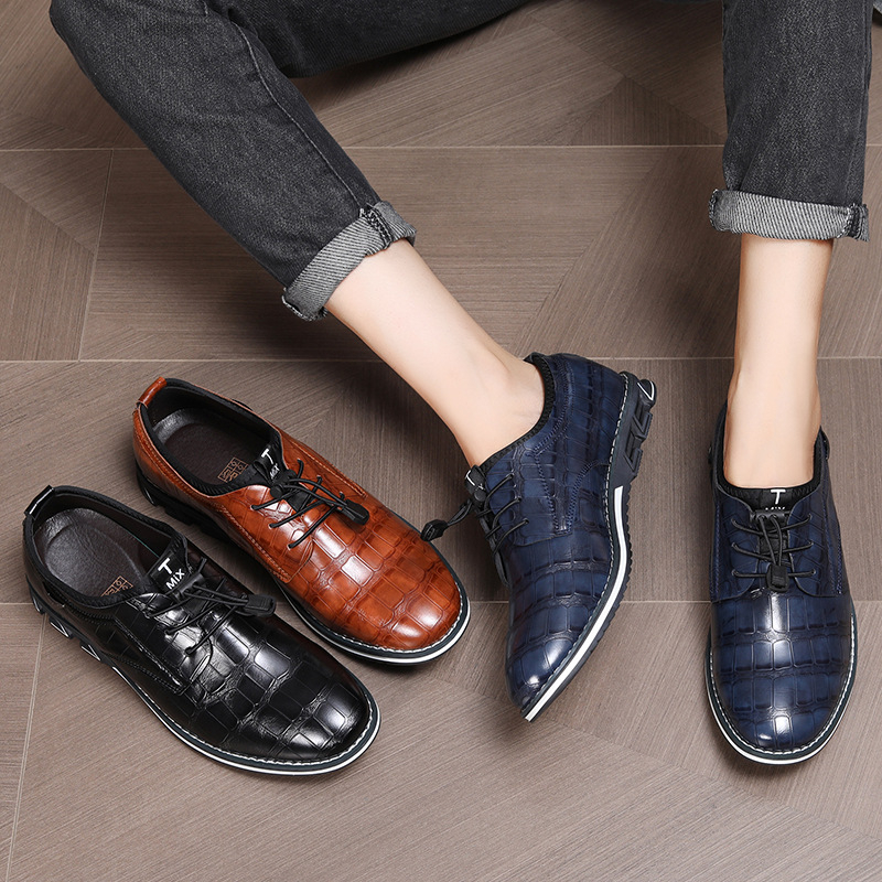 Férfi mokaszin PU felsőrésszel, minden évszakra, köves minta, kerek orr, alacsony sarok 1–3 cm, slip-on elasztikus pánttal
