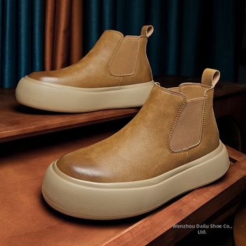 Martin bateliai, britiško stiliaus slip-on Chelsea, viršus iš mikropluošto odos, padas iš gumos putų, žemas nugaros dydis