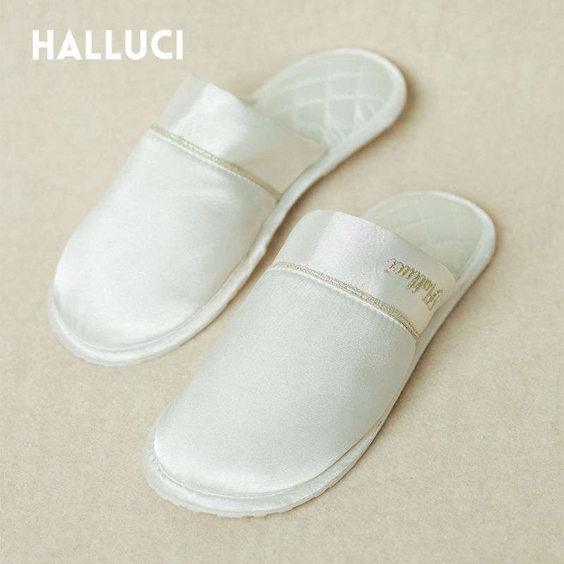 Halluci Luksusa satīna iekšējās čības vīriešiem un sievietēm – visu sezonu, elpojošas, ūdensizturīgas, pretslīd; augšējais materiāls: poliestera šķiedra; iekšējais materiāls: poliestera šķiedra; zole: gumija