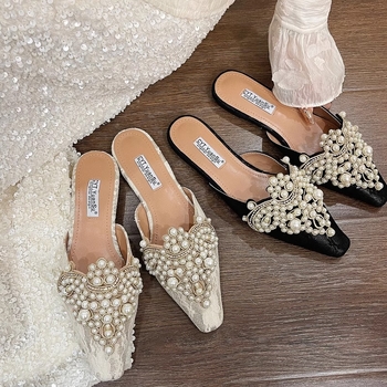 Sievietes Baotou mežģīņu kāzu čības (Korejiešu stils; Augšējā daļa: super šķiedra; Zole: gumija; Zoles biezums: 0–3 cm; Plakana zole)