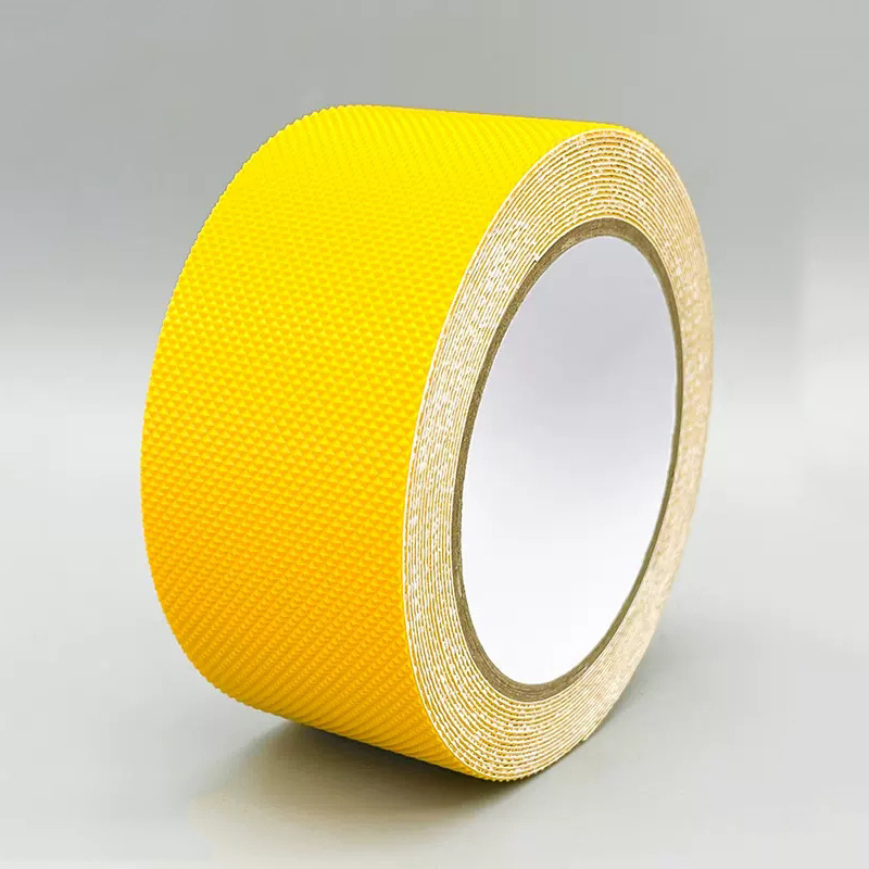 PEVA pagrindu pagaminta lipni neslidinanti juosta vonios kambariams ir laiptams (storį 0,75 mm, akriliniai klijai)