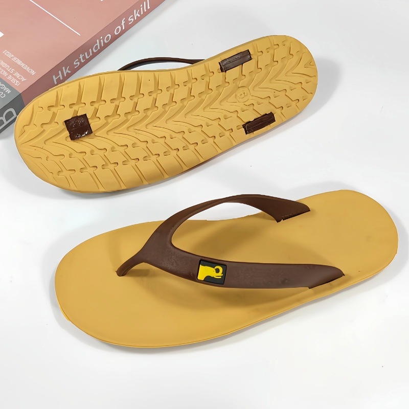 Férfi flip-flopok, nyitott lábujjak, strand-stílus, PVC felső rész, vulkanizált gumitalp, csúszásmentes, gyorsan száradó, könnyű