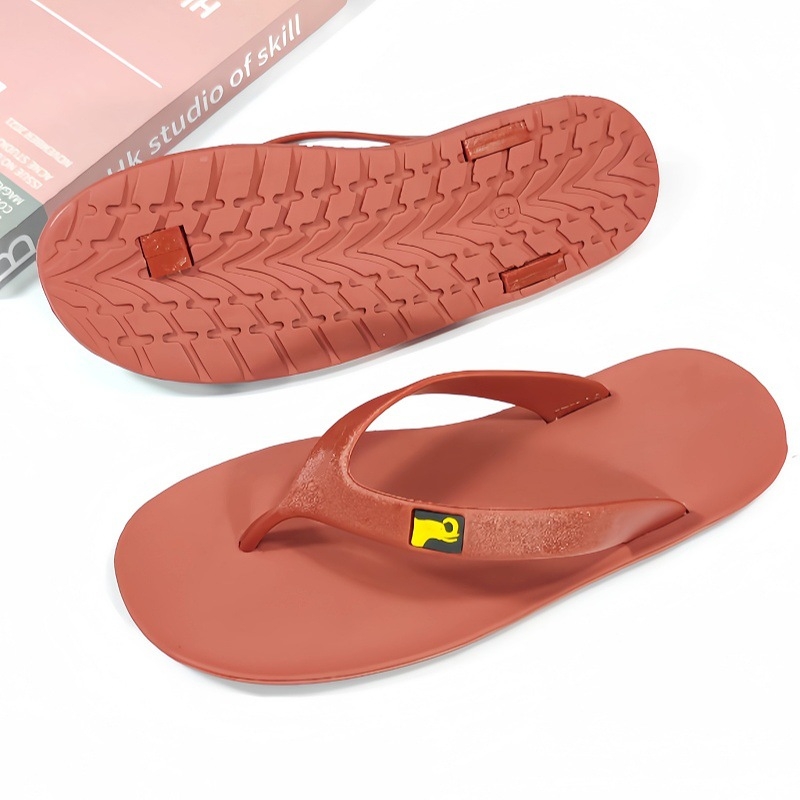 Férfi flip-flopok, nyitott lábujjak, strand-stílus, PVC felső rész, vulkanizált gumitalp, csúszásmentes, gyorsan száradó, könnyű