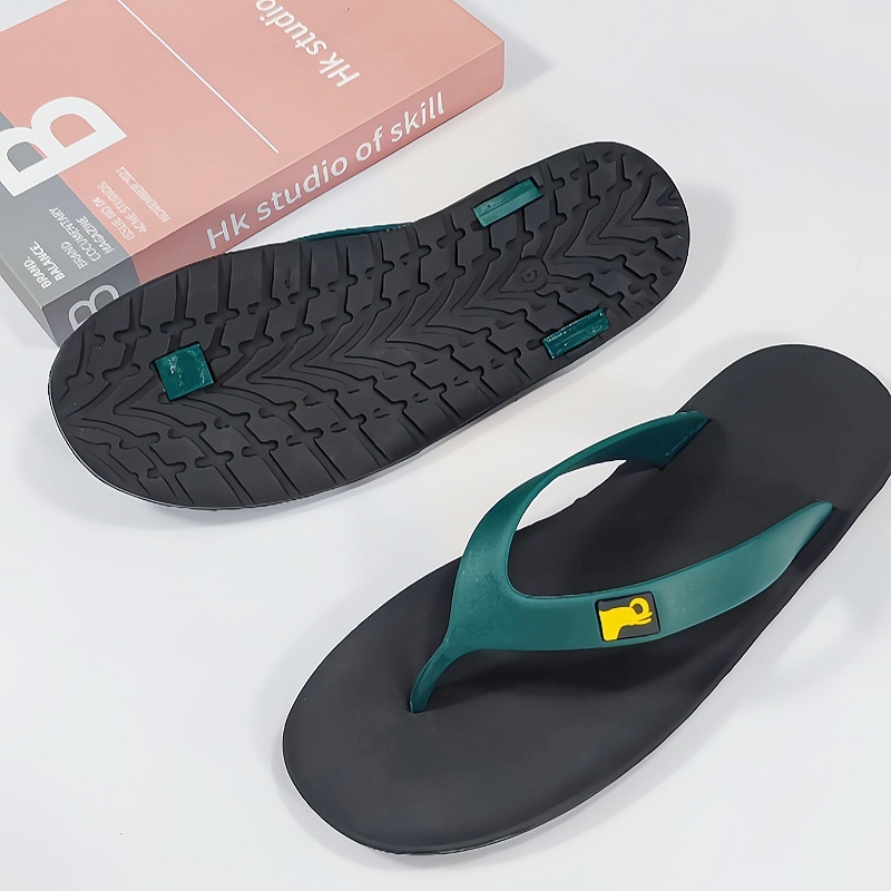 Férfi flip-flopok, nyitott lábujjak, strand-stílus, PVC felső rész, vulkanizált gumitalp, csúszásmentes, gyorsan száradó, könnyű