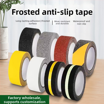 PVC anti-slydimo juostelė su matinės paviršiaus ir deimantų granulėmis; laiptams, laivams ir vidaus/ lauko grindims; storis 0,75 mm; atspari vandeniui.