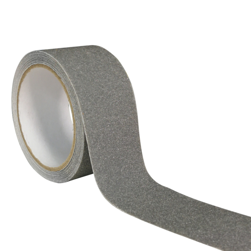 PVC anti-slydimo juostelė su matinės paviršiaus ir deimantų granulėmis; laiptams, laivams ir vidaus/ lauko grindims; storis 0,75 mm; atspari vandeniui.