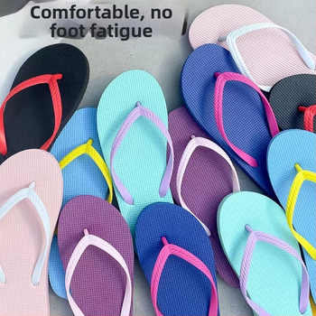 Flip‑flopi ar PVC augšējo daļu, gumijas putas zole, injekcijas veidota zole, zoles biezums 0–3 cm, aizvērums ar pirkstiem