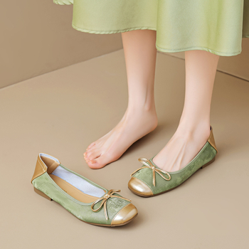 Sieviešu balerīnas ar taisnu purnu; augšdaļa no mikrošķiedras; iekšējā odere PU; zole no gumijas; zems papēdis