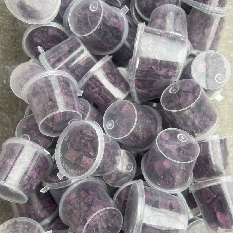 Hernetkarbi toiduk: dehüdrataeritud ja külmkuivatatud, kõrge kaltsiumi sisaldus, kuivatatud kala ja krevett, suhkruvabad kookoshelbed