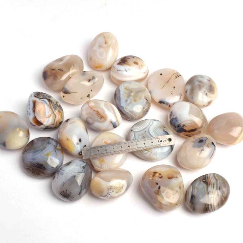 Poliruotas agato dekoratyvinis žvyras akvariumams (Medžiaga: agatas; Stilius: kinietiškas; Pagrindinis naudojimas: dekoracija)