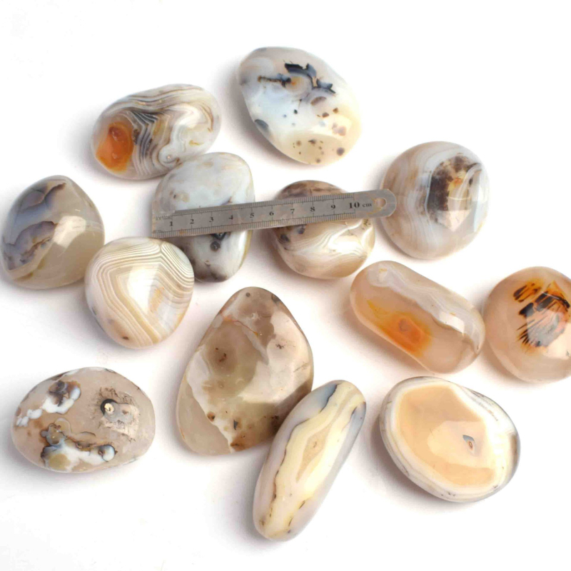 Poliruotas agato dekoratyvinis žvyras akvariumams (Medžiaga: agatas; Stilius: kinietiškas; Pagrindinis naudojimas: dekoracija)