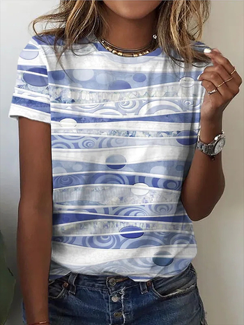 Tavaszi határokon átnyúló kézbesítés 2023 - Modern, lezser, városi póló kerek nyakkal, karcsúsított szabással