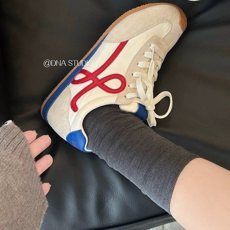 Naised Forrest Gump stiilis vabaaja sneakersid, hingav disain, lukk, madal ülaosa, kummist tald