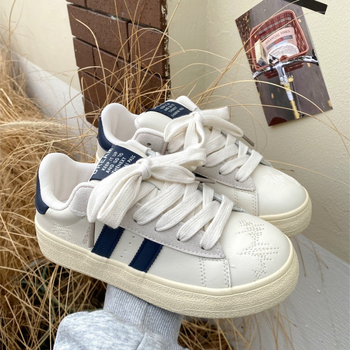 Naiste Korea stiilis vabaaja sportlikud jalanõud paksu tallaga, PU ülaosa, hingav võrkvooder, nöörid, madal profiil