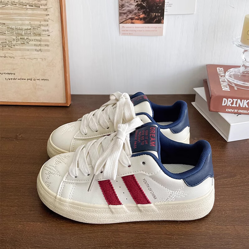 Naiste Korea stiilis vabaaja sportlikud jalanõud paksu tallaga, PU ülaosa, hingav võrkvooder, nöörid, madal profiil