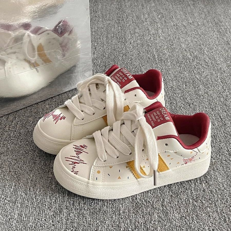 Naiste Korea stiilis vabaaja sportlikud jalanõud paksu tallaga, PU ülaosa, hingav võrkvooder, nöörid, madal profiil