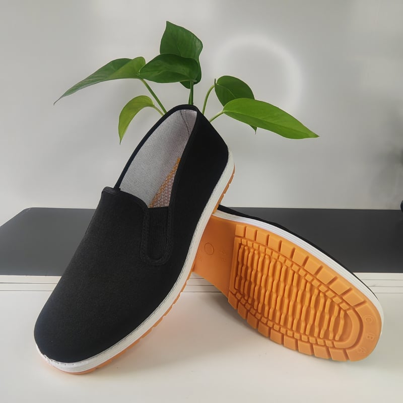 Uniszex vászon slip-on cipő, légáteresztő felsőrész, injektált műanyag talp, alacsony profil