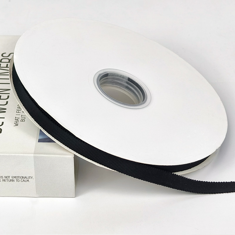 Poliesterio siūlių kepurės juostelė | Zhehao — skirta įpakavimui, dovanos įpakavimui, plaukų aksesuarams ir krepšiams