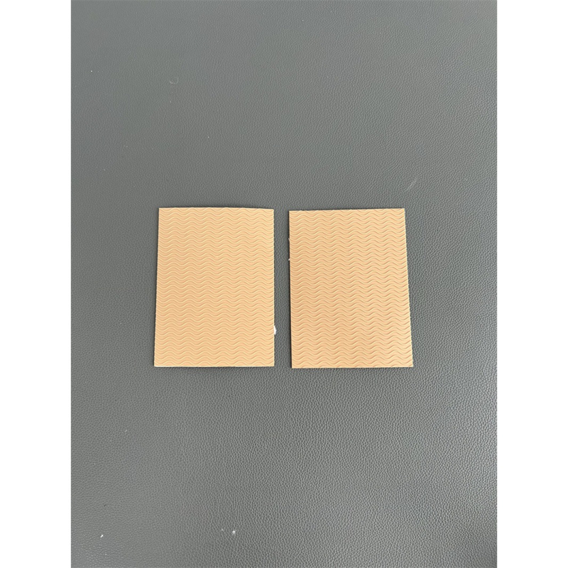 Pašlīmējošas zoles uzlīmes, ar īstas ādas zolēm, izturīgas pret nodilumu un pretslīdēšanu, aizsargfilmu augstpapēžu kurpēm