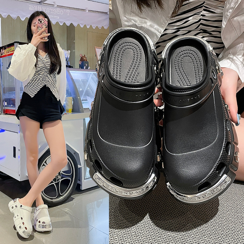 Perforētās kurpes (augšējā daļa EVA, zole EVA, zoles biezums 6.5 cm, uzlabota ventilācija)