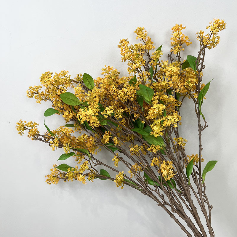 Изкуствен клон Османтус, пластмасов, инжекционно формован, вид Османтус, за сватби, външни пространства и фотодекор