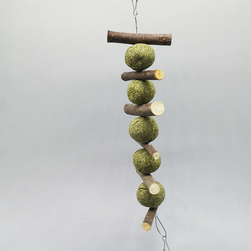 Гризеща играчка за малки животни: тревна топка с ябълков клон на окачване • Суха храна • 100 g • 1 пакет • Произход: Anhui • Марка: Radish Valley