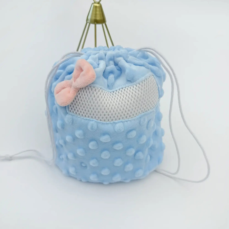 Sac pentru hamster cu plasă respirabilă și șnur, cu funda, portabil, pentru utilizare în interior și exterior (Material: fleece; Formă: ovală; Funcție: Portabil, Ventilat; Potrivit pentru: hamster; Scenarii: interior și exterior)