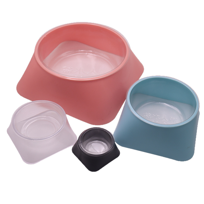 Plastmassist veekaus väikestele koduloomadele — lõhnatu, pääsu vastu