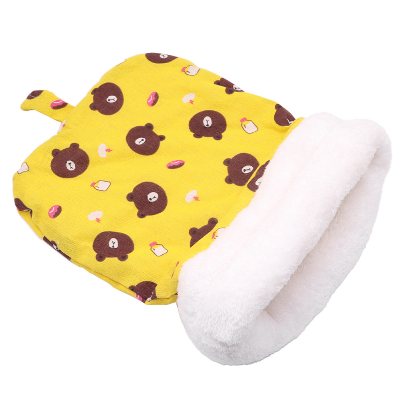 Tuomeng kassi pesakodu talveks – kanga materjal, tasku stiil