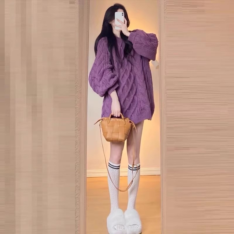 Nėščiųjų dviejų dalių komplektas: laisvas viršus su ilgomis rankovėmis ir plačios kelnės, flisinis pamušalas; audinys poliesterio 70–80% ir medvilnės 20–30% — rudens-žiemos 2025, japonų-korejiečių laisvas stilius