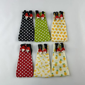 Πάνες για κατοικίδια πτηνά και ρούχα για πάπιες, κοτόπουλα και χήνες