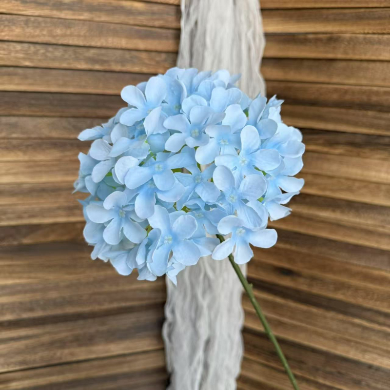 Hidrangejos dirbtiniai žiedai vazoje – vestuvėms dekoravimui, nuotraukų rekvizitas, namų dekorui