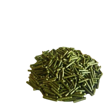 Drėgnas ėdalas su Timothy žolės granulėmis suaugusiems triušiams ir mažiems naminiams gyvūnėliams – naminiams gyvūnams skirtas ėdalas