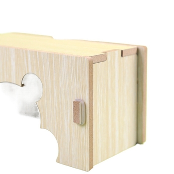 Medinis namelis hamsteriui su vienu kambariu — masyvus medis, lizdas mažiems gyvūnams