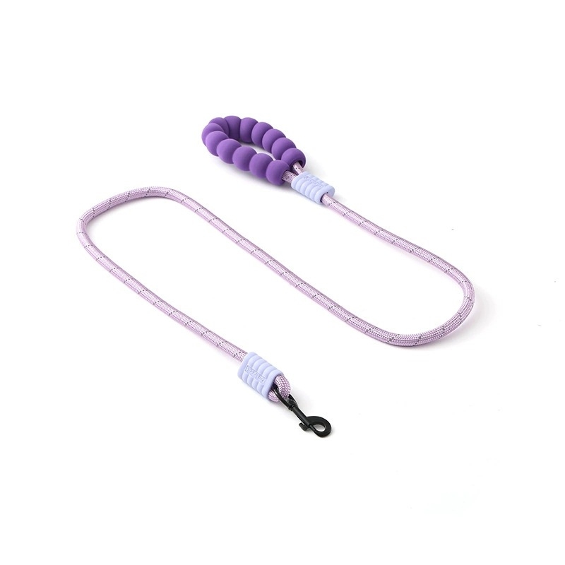 Najlonski povodac za pse s pjenastom ručkom
