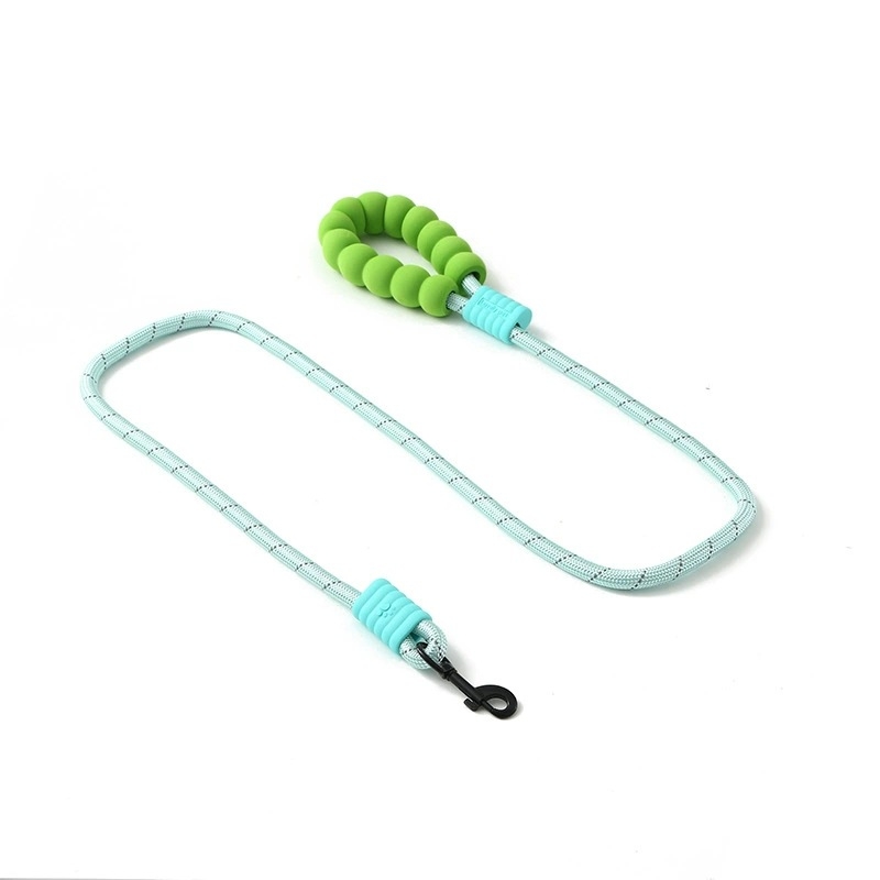 Najlonski povodac za pse s pjenastom ručkom