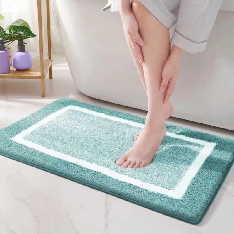 Mikropluošto vonios kambario įėjimo kilimėlis, kvadrato formos, 15 mm plaukų aukštis, skalbiasi mašina