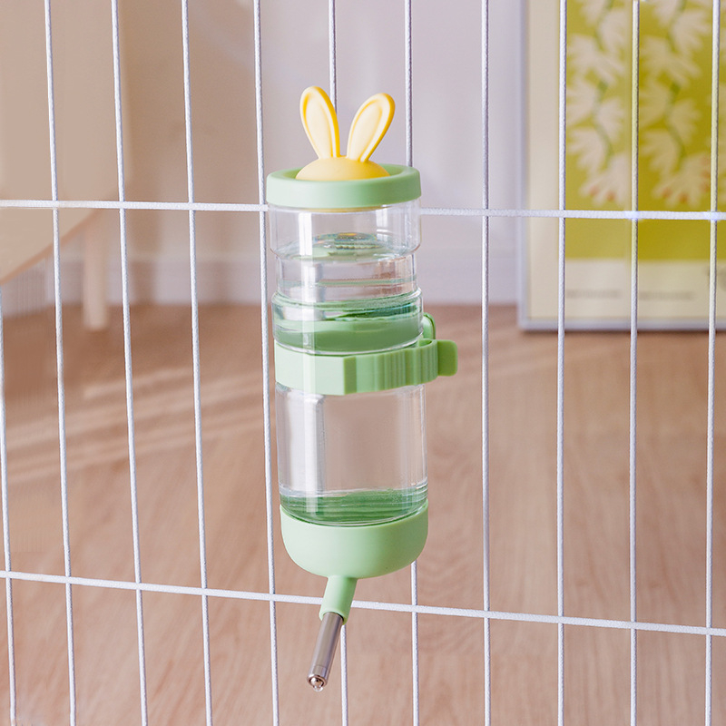 Pakabināms ūdens dozētājs mājdzīvniekiem — piemērots kaķiem un suņiem, bez mitras mutes, PET/PPR/PP materiāli, zīmols Dog, 45 gab. uz kartona