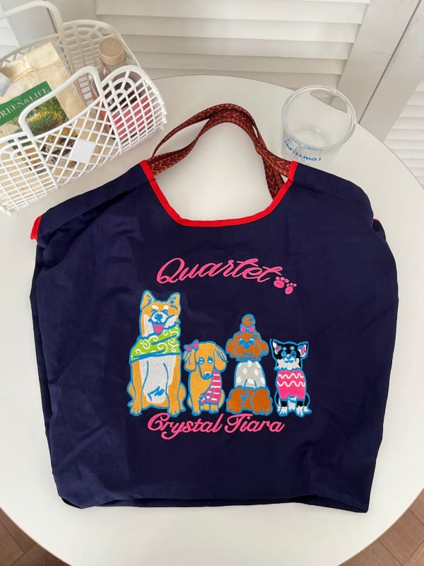 Női nylon táska Shiba Inu hímzéssel, ovális alak, szalag zárás, belső patch zseb