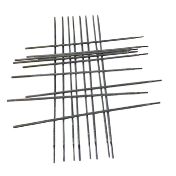 Suvirinimo elektroda J422, atspari dėvėjimuisi ir lipimui, įprastas anglies plienas, kietumas 42 HRC, darbinė temperatūra 0-50°C.