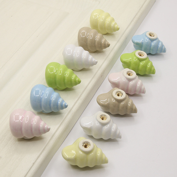 Λαβή πόρτας ντουλάπας σε σχήμα κοχυλιού | Υλικά: κεραμικά και χαλκός | Σφαιρικό σχήμα | Κρυφή τοποθέτηση | Χύτευση με πίεση | Μοντέλο 1362