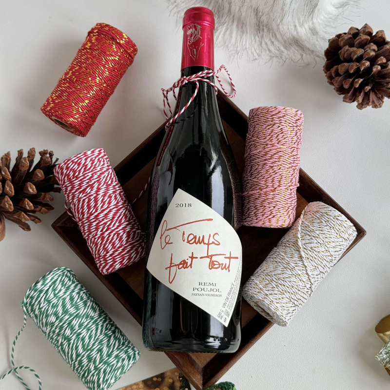 Kokvilnas diegs Jiefeng, 100 m garums, piemērots dāvanas iesaiņojumam, dekorācijām un tekstilizstrādājumiem.