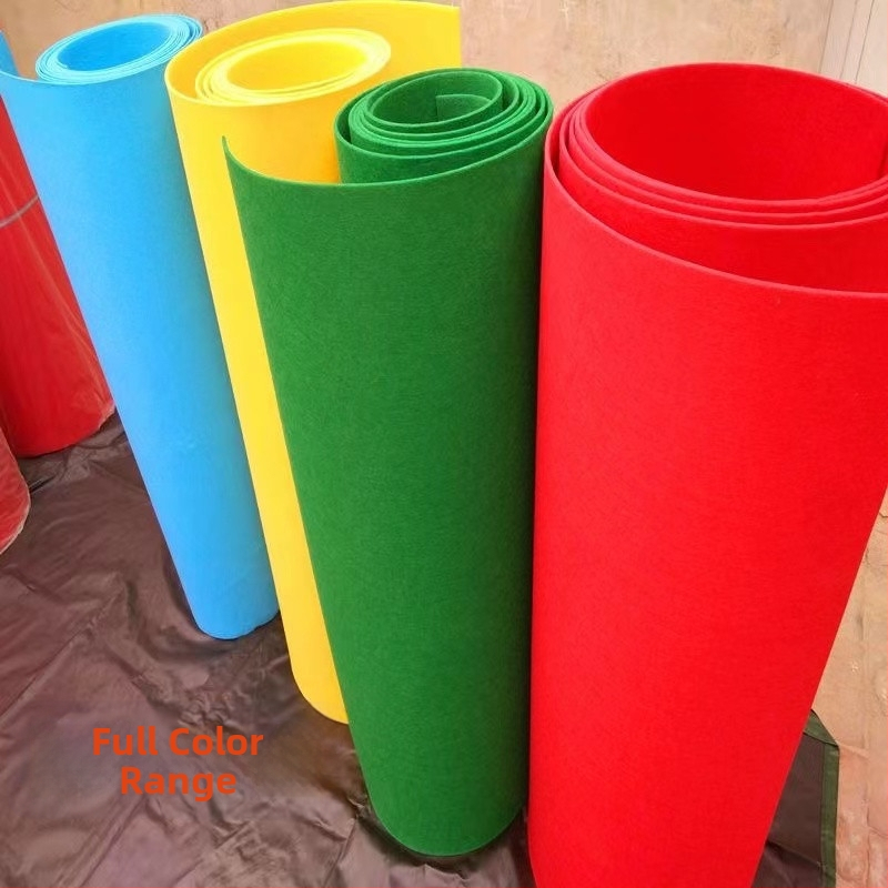 Felt audums ar līmējošo aizmuguri, poliester, 200 g/m2, kartēts neelektrisks filcs