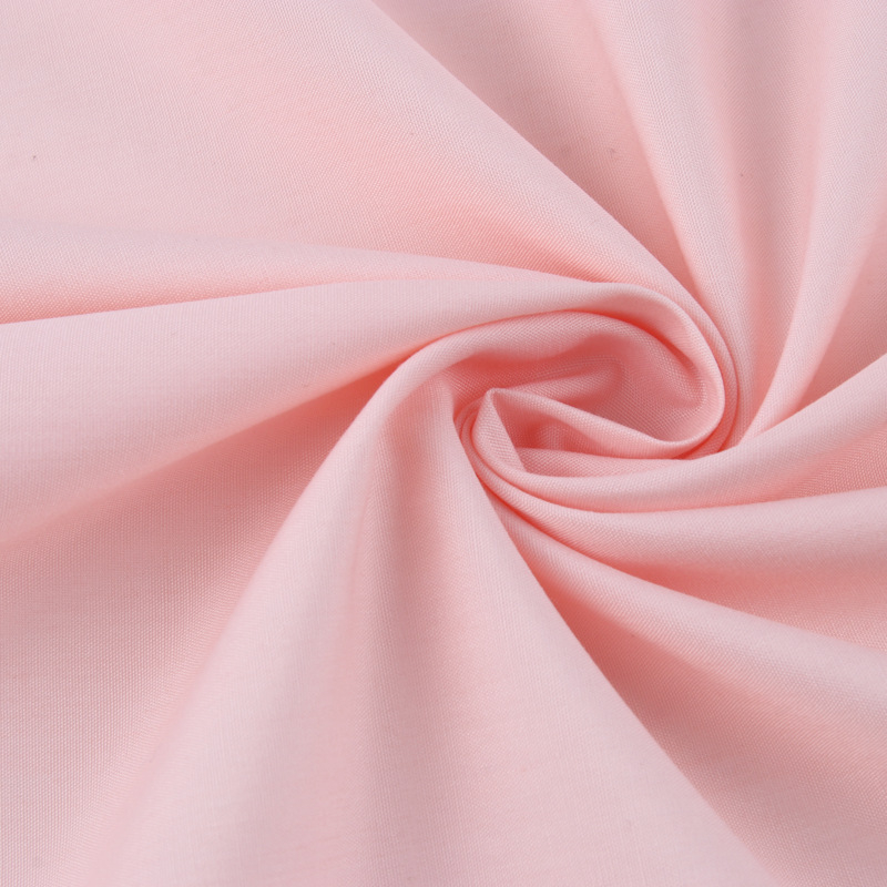 Egyszerű poplin anyag inghez, 60×60 szálak, 80% poliészter, 20% pamut, imitáció Tencel, 125 g/m², szélesség 150 cm