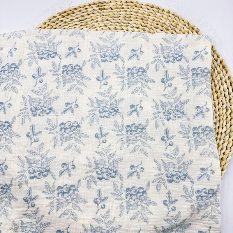 Kétszór pamut krepp pizsamaanyag virágos pozícionált nyomással, 100% pamut, pizsamákhoz, otthoni ruházathoz és babaruhákhoz, egész éves használatra