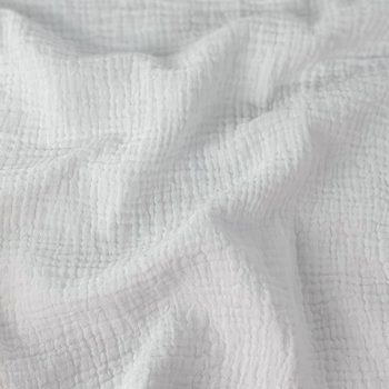 Kétrétegű pamut géz anyag buborékos textúrával és krepp felülettel, 100% pamut, babáknak.