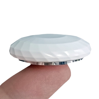 Mb-P18 Bluetooth tracker ir pasaulinis lokatorius skirtas iOS, baterijos veikimo laikas 1 metų, svoris 9 g